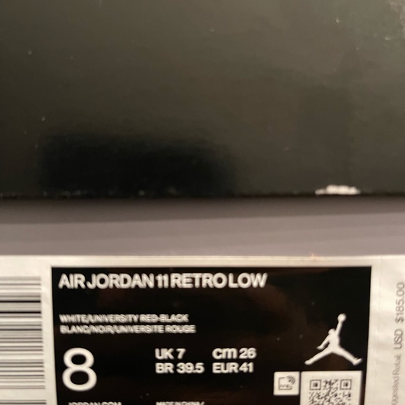 Jordan Retro 11 Low Bred - Picture 6 of 6